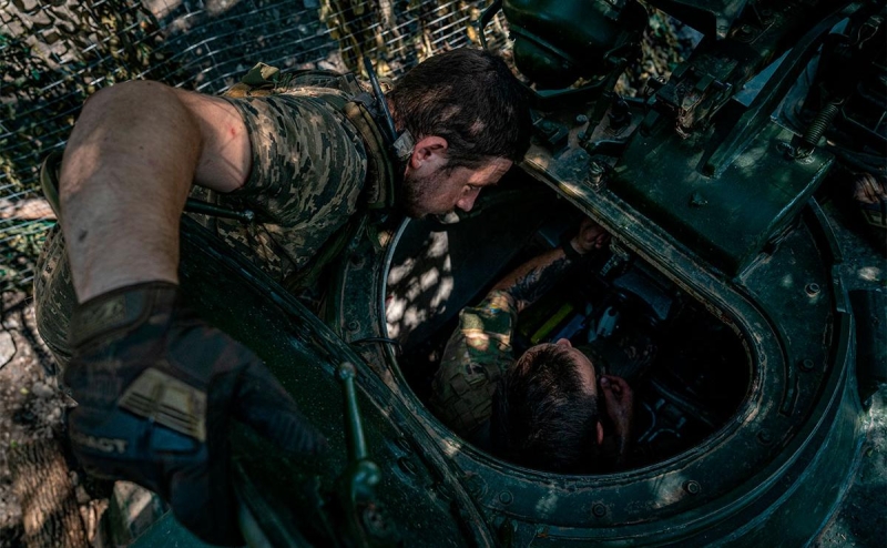 Forbes сообщил о применении ВСУ советских танков из-за потери западных