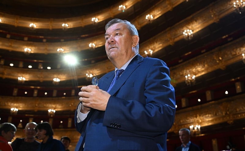 Forbes узнал об увольнении директора Большого театра Владимира Урина