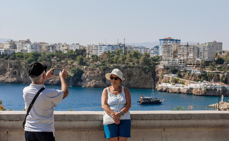 ФСБ раскрыла число выездов россиян за границу в первом квартале 2024