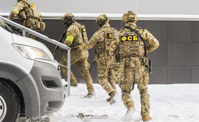 ФСБ в Адыгее предотвратила поджог елки в одной из школ