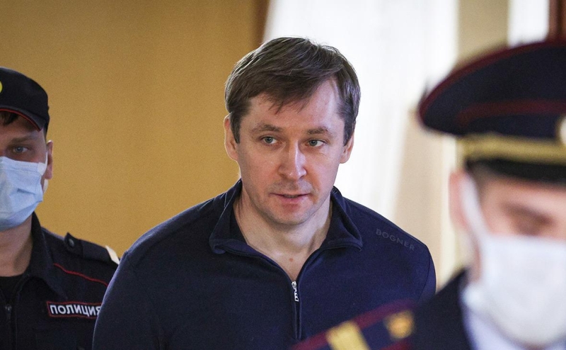 ФСИН объяснила отправку экс-полковника МВД Захарченко в ШИЗО