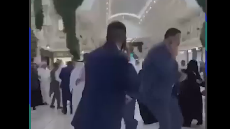 FT рассказал о шоке экспатов из-за ударов Ирана по Катару