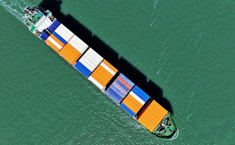 FT рассказала, кому грозит «двойной удар» от торговой войны США и