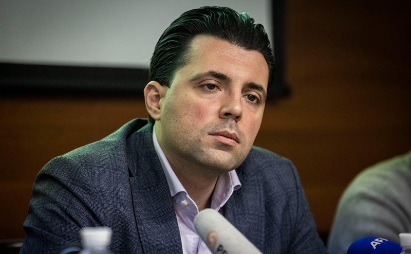 FT рассказала о новой попытке Зеленского централизовать власть на