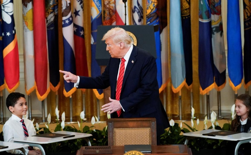 FT рассказала о реакции бизнеса на введенные Трампом пошлины