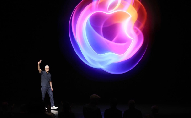 FT узнала, что в Apple активизировали работу по поиску сменщика Кука