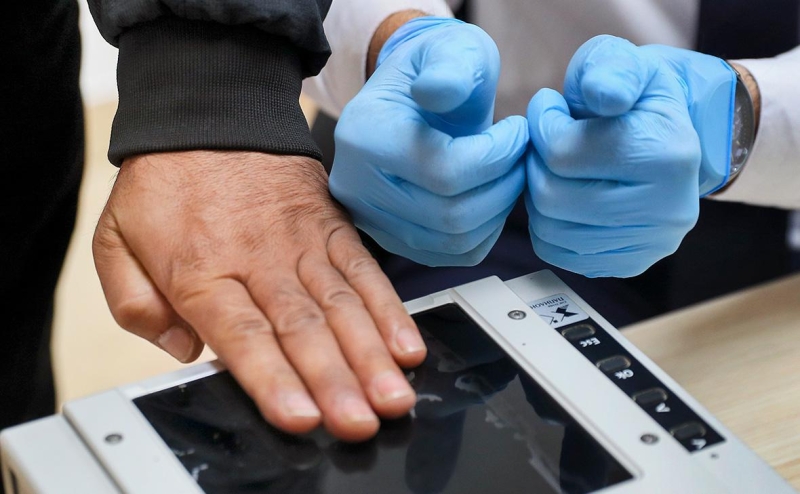 FT узнала о неготовности ЕС к регистрации биометрии туристов на