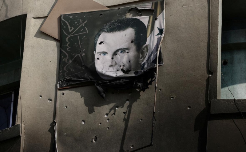 FT узнала о последней перед отъездом из Сирии попытке Асада спасти