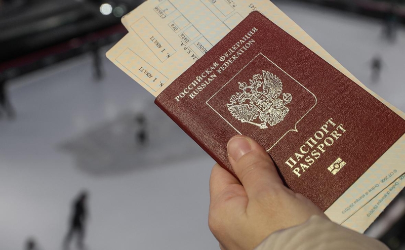 FT узнала о согласии в ЕС ограничить передвижение российских