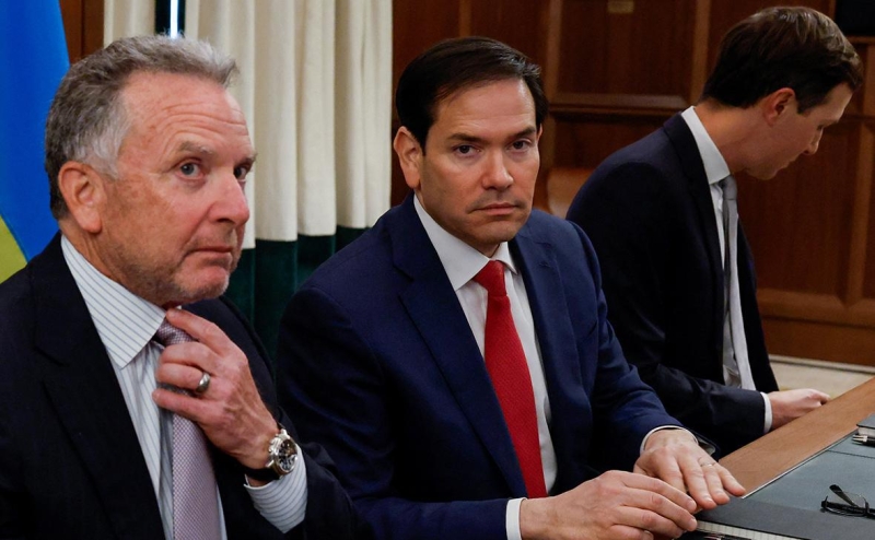 FT узнала об убранном из мирного плана требовании к России