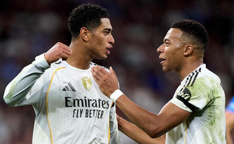 Футболисты назвали символическую сборную года по версии FIFPro