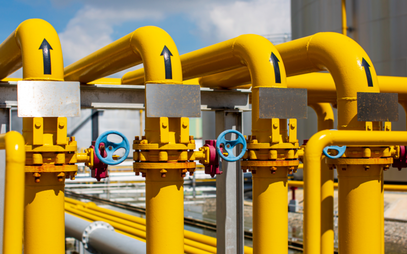 Гаага попросит о временном исключении из санкций против России из-за газа