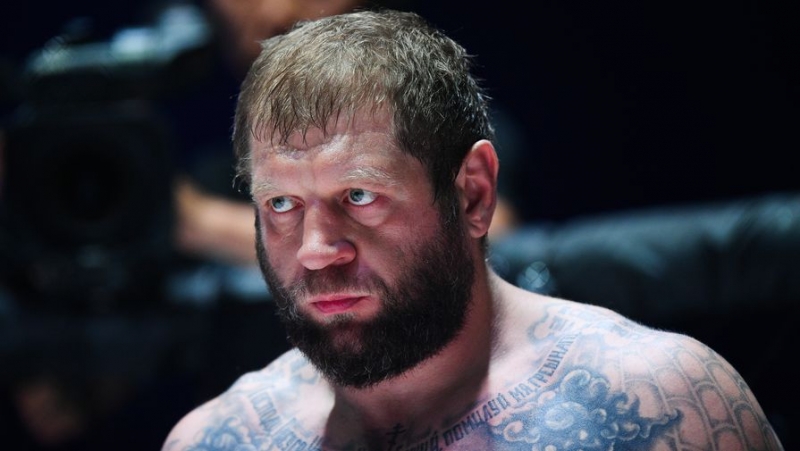 Гаджиев рассказал, что Емельяненко не может драться, так как &laquo;капитально пьет&raquo;