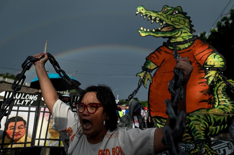 Где в мире в 2025 году произошли госперевороты и массовые протесты