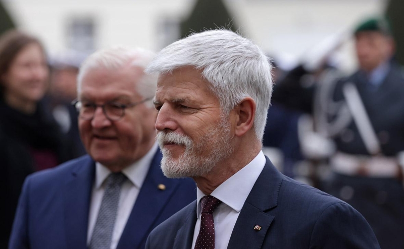 Генсек НАТО заявил о согласии всех членов альянса принять Украину