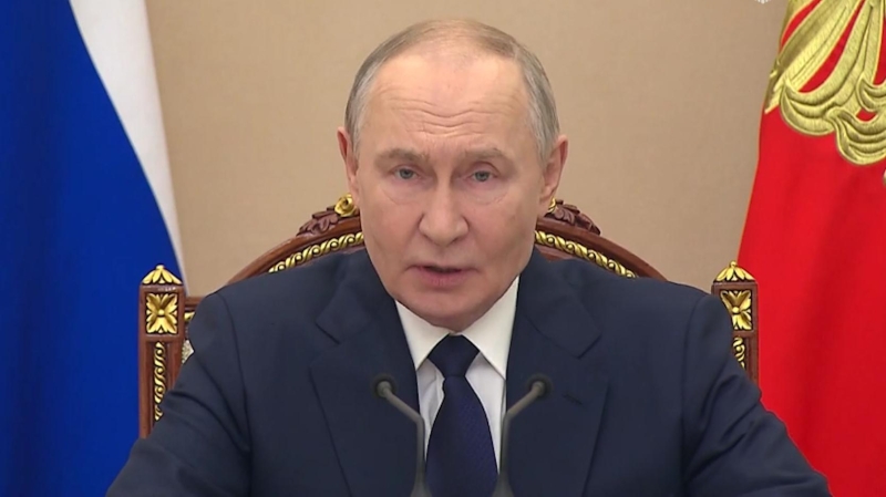 Герасимов доложил Путину о наступлении в сторону Славянска