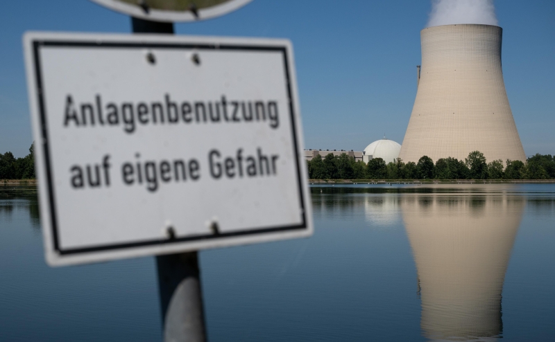 Германия отключила последние три АЭС