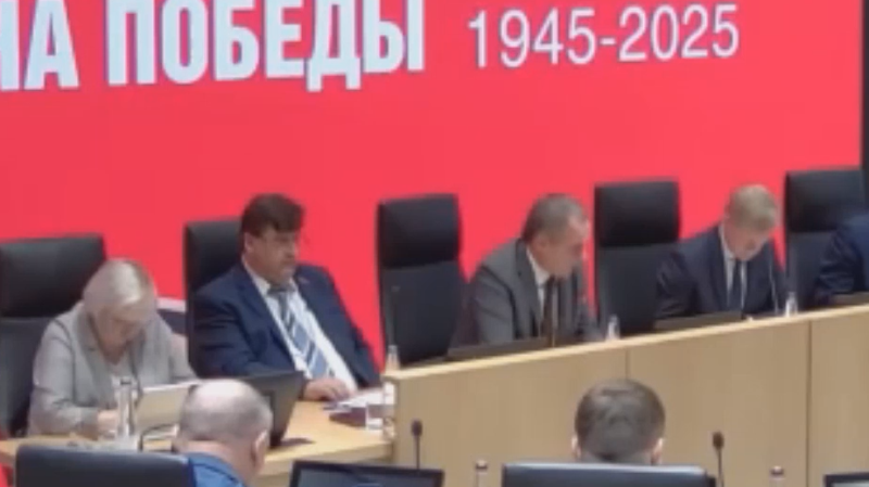 Гладков призвал публиковать имена тех, кто использует укрытия как