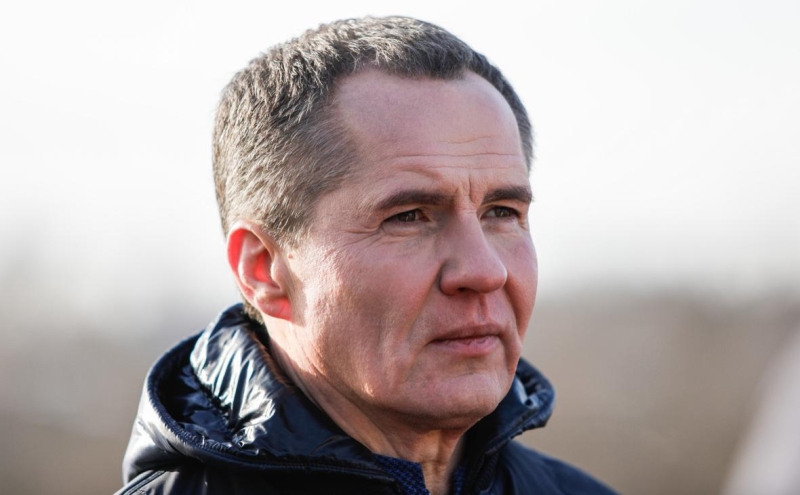 Гладков ввел бессрочный уровень террористической угрозы после удара