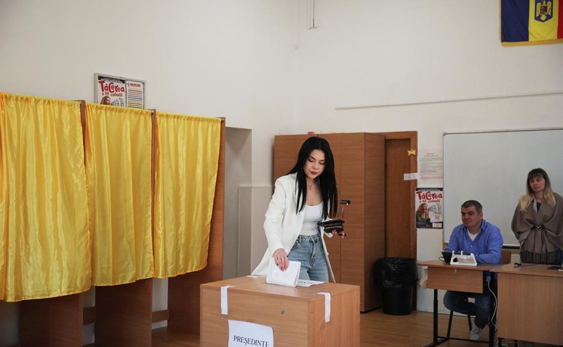 Глава &laquo;Альянса за объединение румын&raquo; Симион лидирует на выборах в