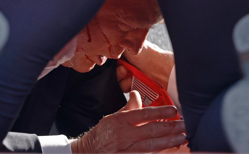 Глава ФБР уйдет в отставку до инаугурации Трампа