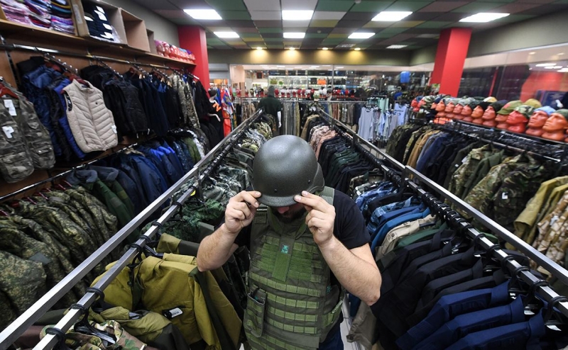 Глава Химок опроверг пайки «от сердобольных стюардесс» для