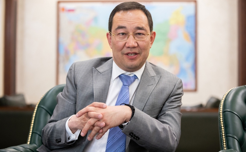 Глава Якутии попросил в разы «увеличить войска» для «войны с пожарами»