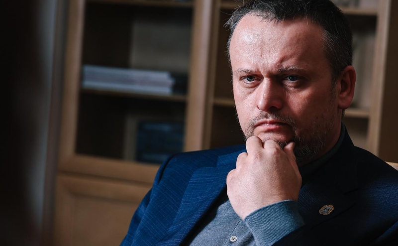 Глава комиссии Госсовета назвал цены авиабилетов не