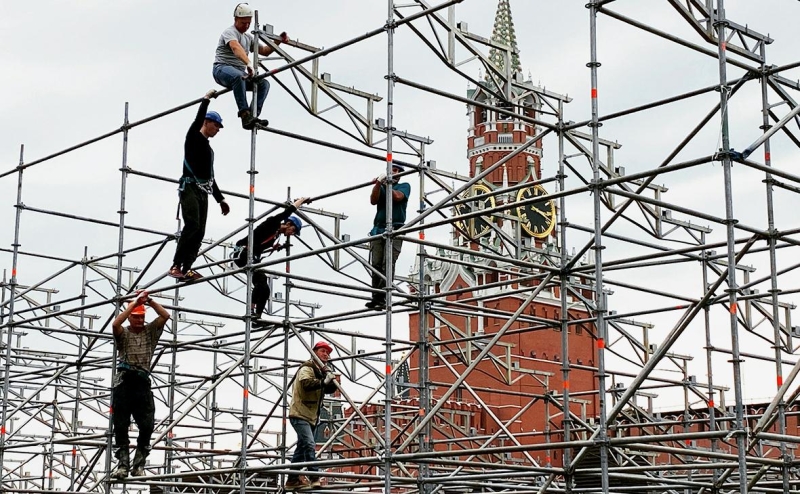 Глава Конституционного суда счел невозможным новый железный занавес