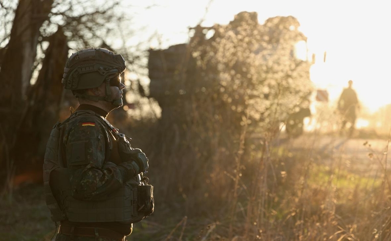 Глава крупнейшей партии в ЕП призвал отправить немецкие войска на