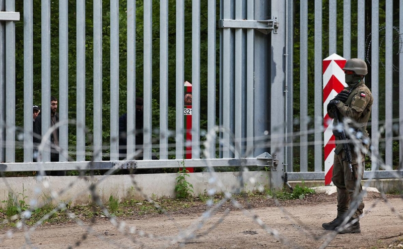 Глава МИД Польши сообщил о планах полностью закрыть границу с