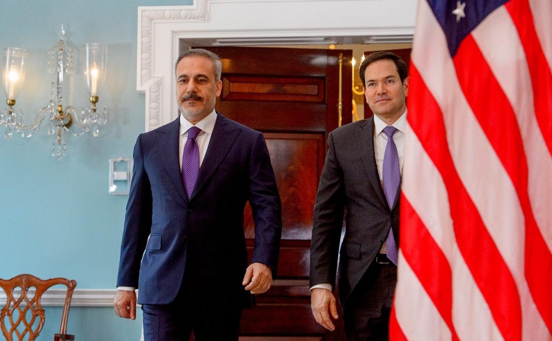 Глава МИД Турции обсудил с Рубио гарантии для Украины