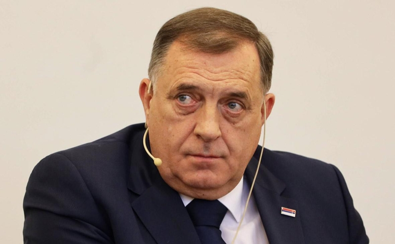 Глава Республики Сербской ответил матом на аннулирование мандата