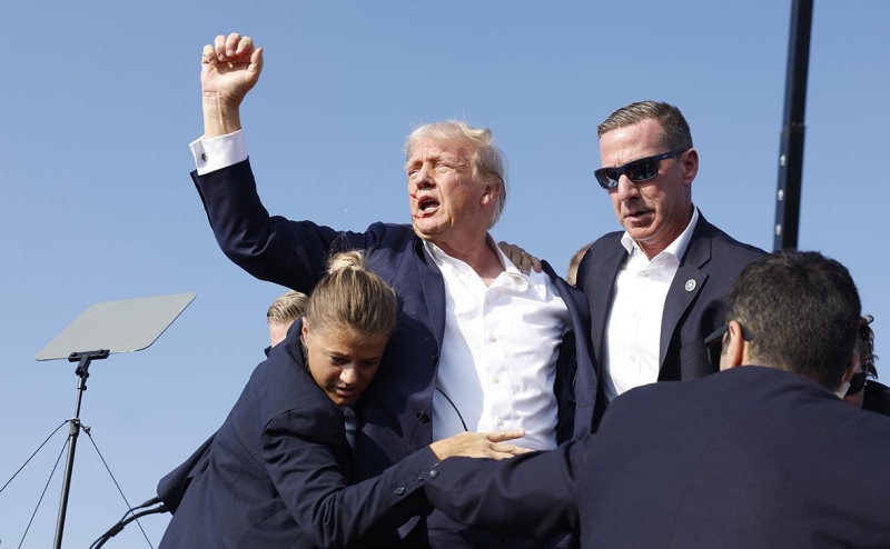 Глава Секретной службы взяла на себя ответственность за стрельбу в