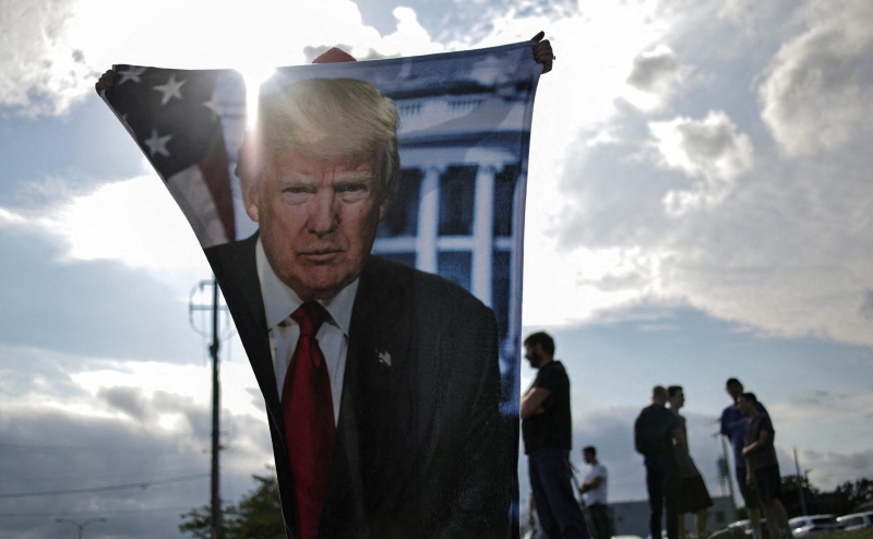 Глава Секретной службы взяла на себя ответственность за стрельбу в