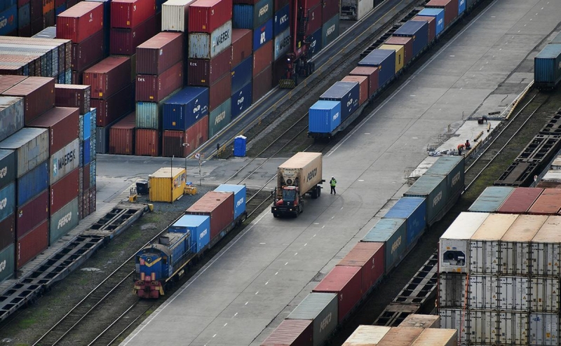 Глава «Трансконтейнера» заявил о дефиците железнодорожных платформ