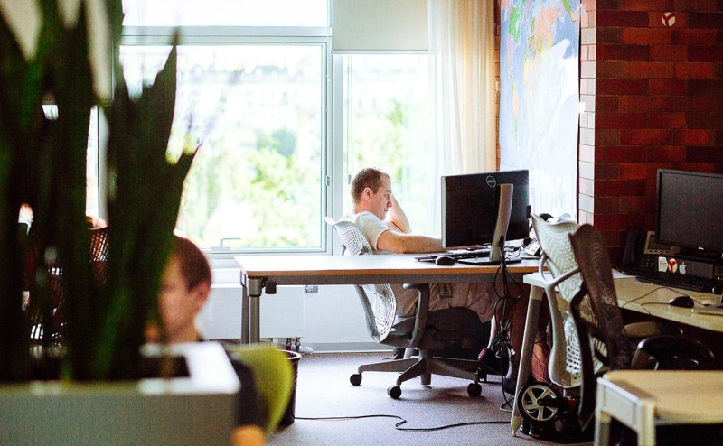 Глава ВТБ — РБК: «Я всех уговариваю — бросьте идею выхода из-под