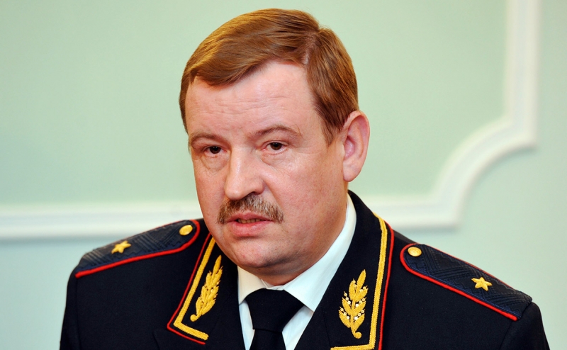 Главу ГИБДД по Петербургу и его зама задержали по делу о злоупотреблениях