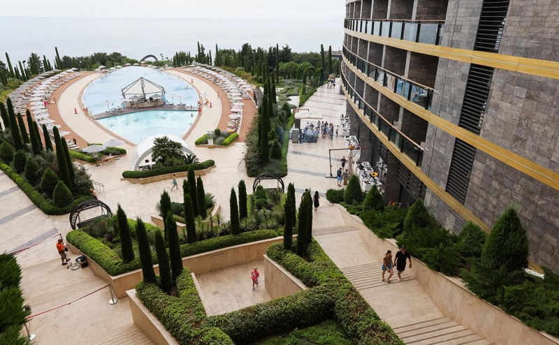 «Глэмпинг со звездочкой»: как ужесточат контроль за туристическим