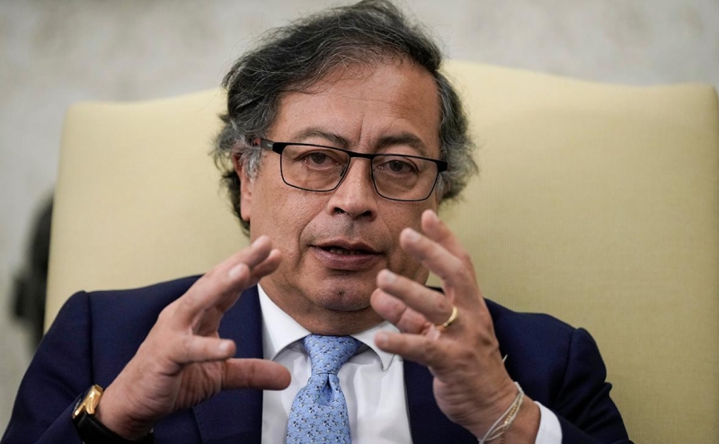 Госдеп решил аннулировать визу президента Колумбии за