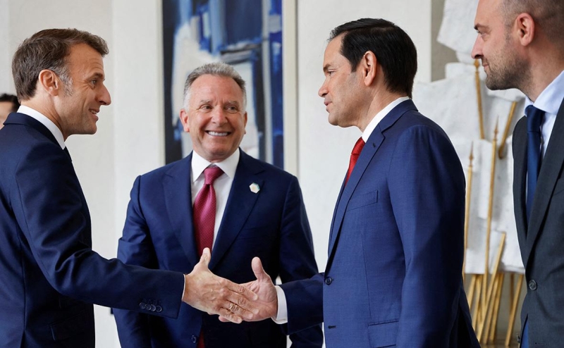 Госдеп сообщил о дающих надежду на мир на Украине встречах в Париже