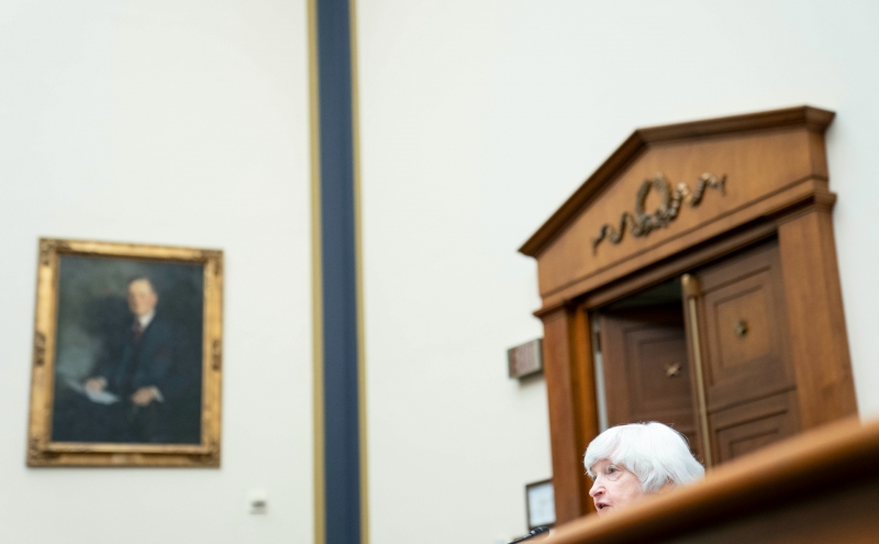 Госдолг США впервые превысил $30 трлн