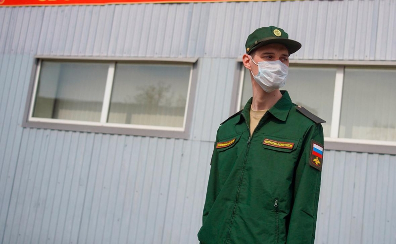 Госдума уравняет электронные и бумажные повестки