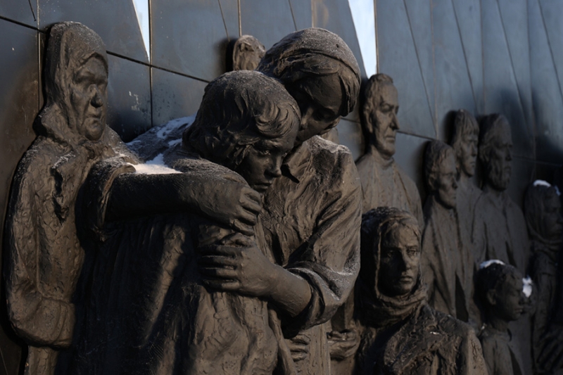 Госкорпорация памяти. Сколько стоят памятники РВИО и кто за них платит