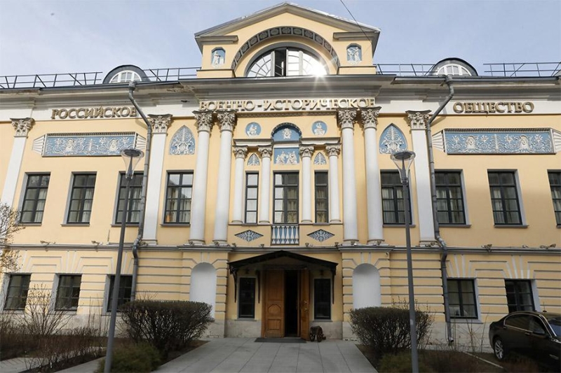 Госкорпорация памяти. Сколько стоят памятники РВИО и кто за них платит