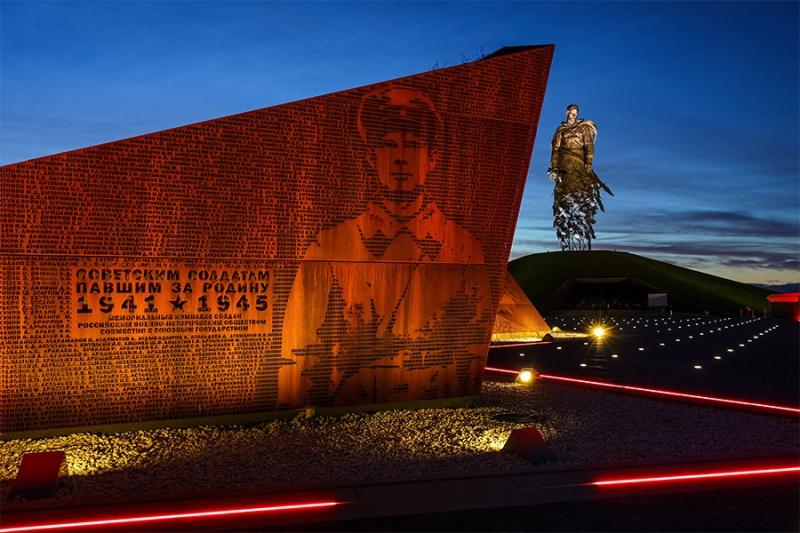 Госкорпорация памяти. Сколько стоят памятники РВИО и кто за них платит