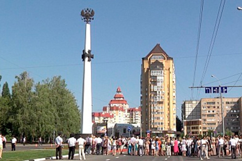 Госкорпорация памяти. Сколько стоят памятники РВИО и кто за них платит