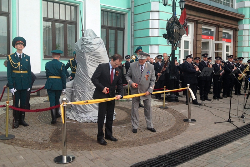 Госкорпорация памяти. Сколько стоят памятники РВИО и кто за них платит