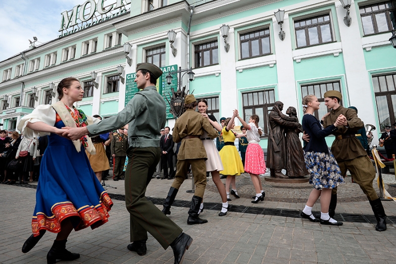 Госкорпорация памяти. Сколько стоят памятники РВИО и кто за них платит