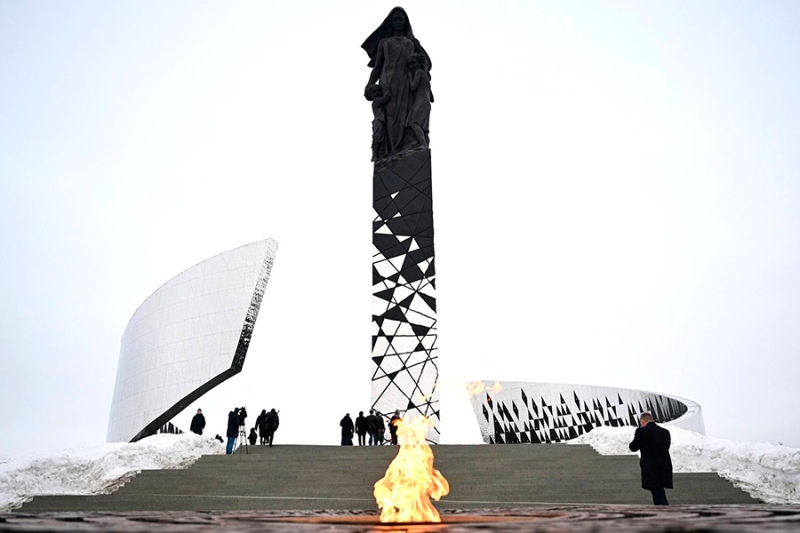 Госкорпорация памяти. Сколько стоят памятники РВИО и кто за них платит